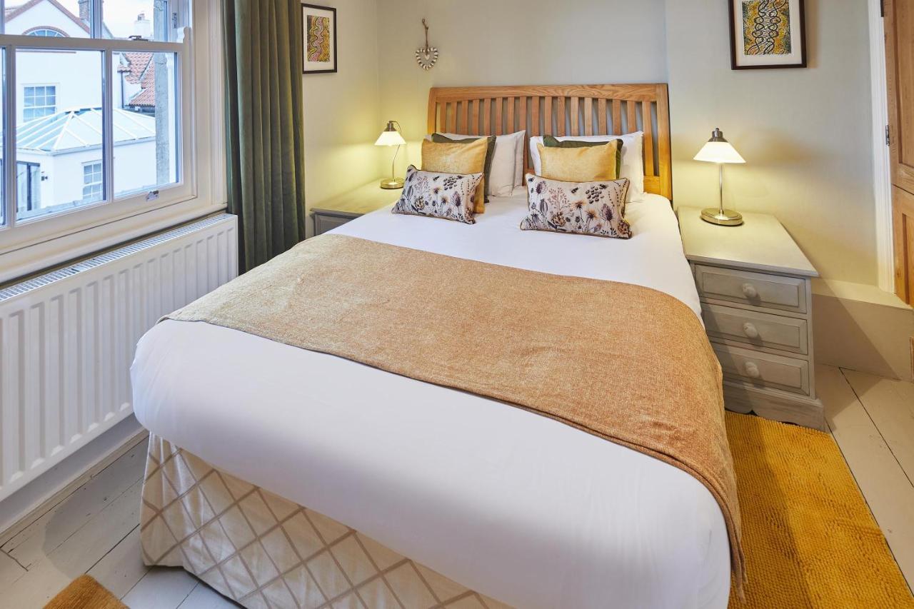 Host & Stay - 1 Coastguard Cottages Scarborough Exteriér fotografie
